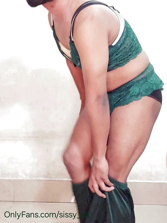 Pakistani Kinner Hijda Sexy Baked Dance
