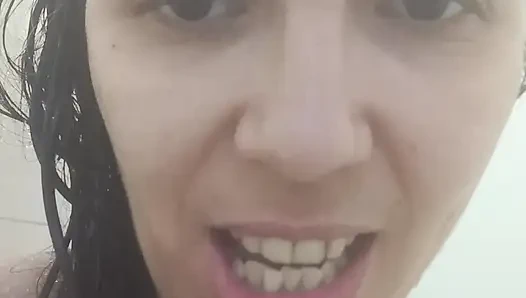 Şimdiye kadarki en iyi ücretsiz duş gösterisi!