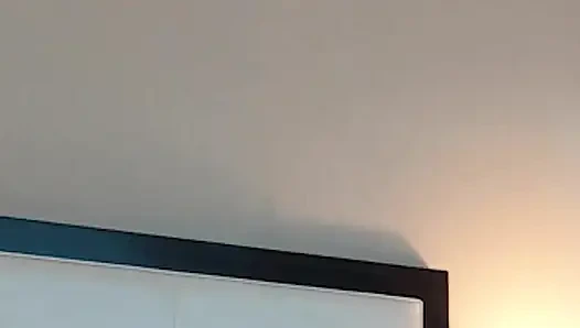 Süper seksi minyon dövmeli genç kız yarak emiyor - derleme 1