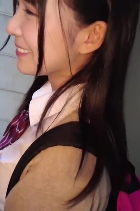 Кукла как Bliss с темноволосой соблазняет на игривом выставленном на свидании макияжа, ep-1