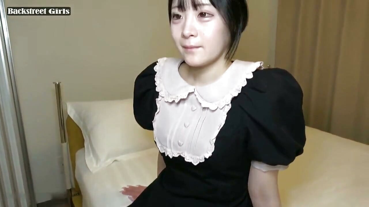 Daylight Hotel Hookup - Double Creampie kasama ang Smooth-skinned Part-timer