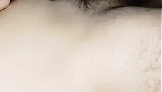 Külotunu çıkarmasını beklemedi; Yaşlı erkekler tarafından sikilmeyi hayal etti.