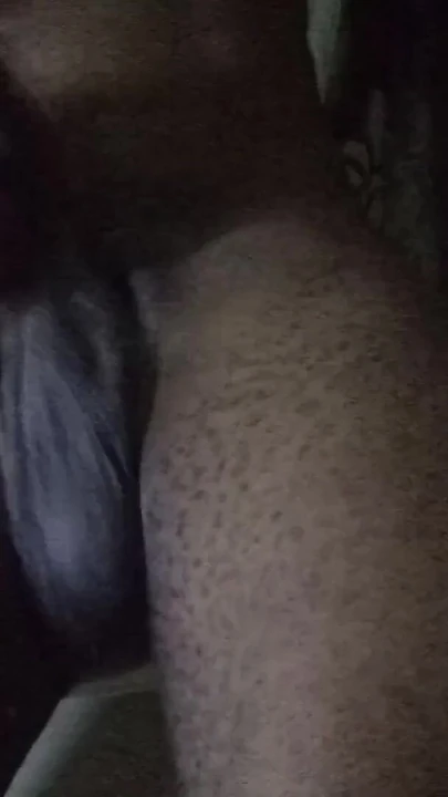 Kiefer-fallender moment von "Mein langer schwanz"