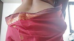 Swetha desi Tamilska żona - pokaz sari