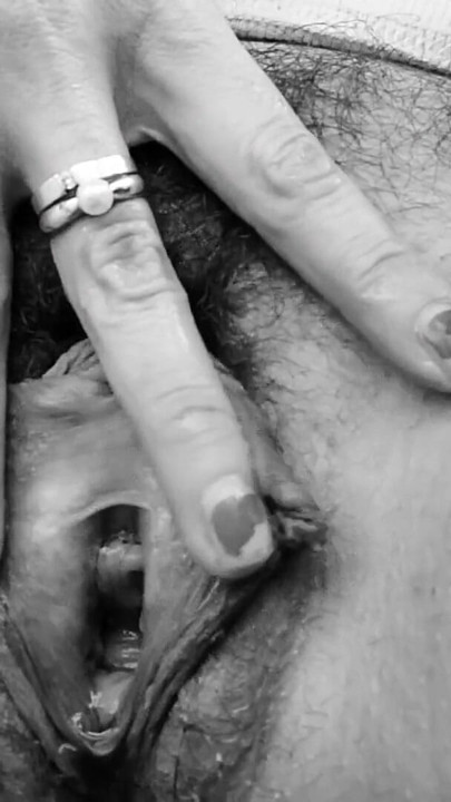 long cunt rag pussy from amateur milf munichgold pisses for you my new hot piss compilation | Clip 1