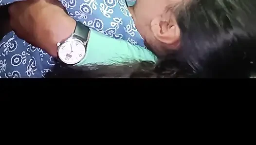 Desi Girl 1st Time Fucked at BF's House in Clear Hindi Audio Full Viral Video