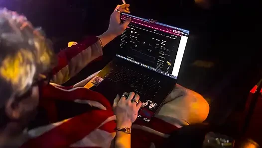 Spät in der nacht Edging handjob und großer cumshot