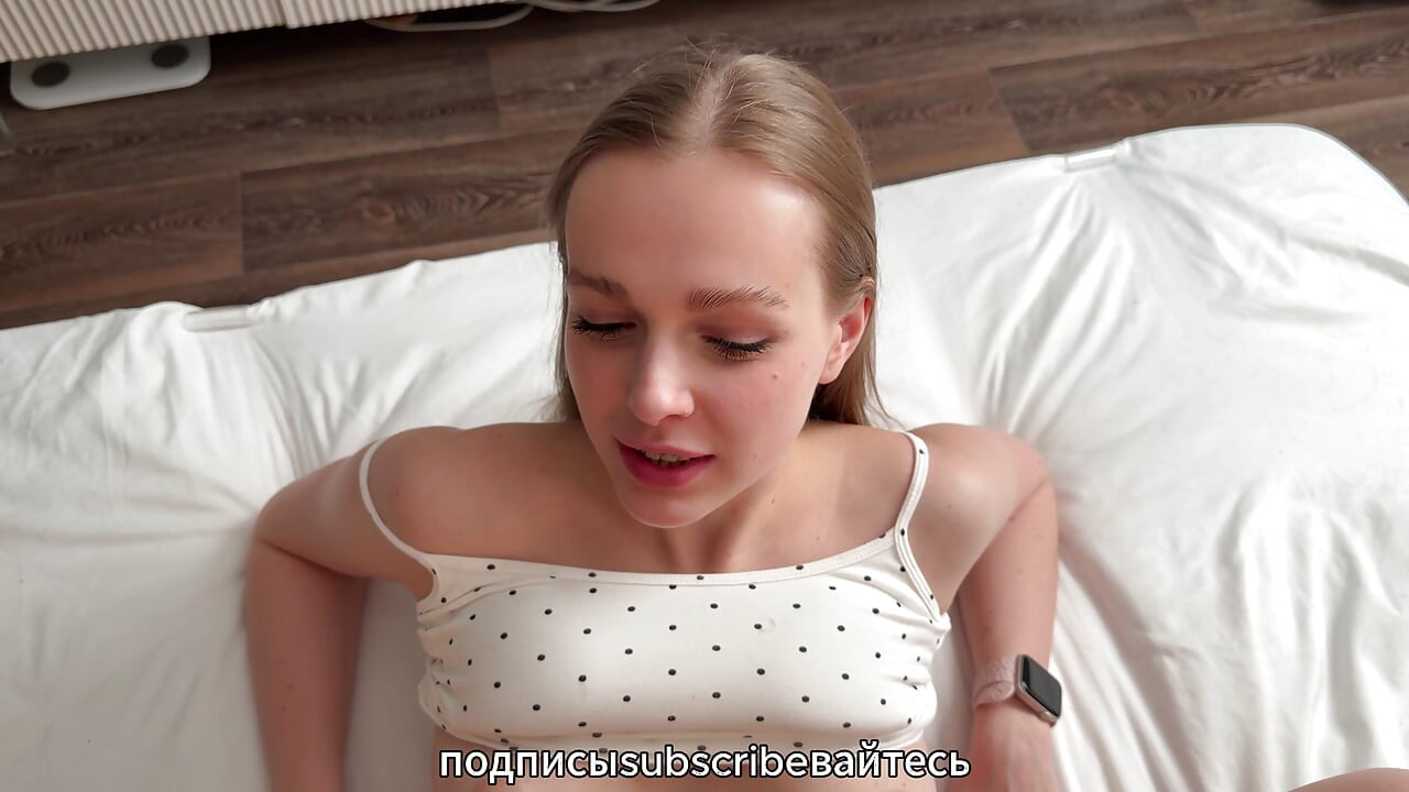 Live video! Real Russian couple sex. Amateur teen sex.