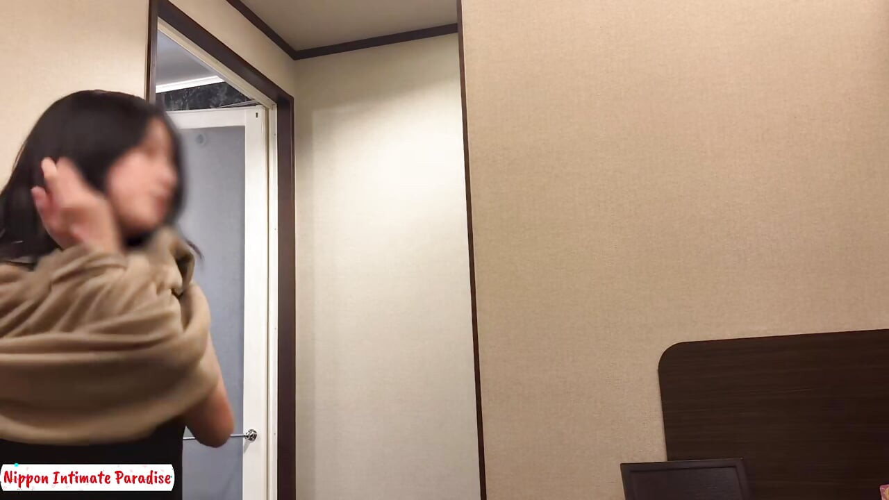 En iyi sevimlilik ilk risk olarak çekicidir ve sonra erkek arkadaşıyla randevuya acele ediyor 1.