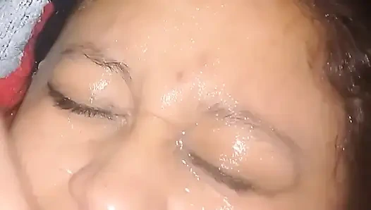 Mexican bride played difficult in her family's house... but I ended up without a condom and ended up all over his face - Real homemade