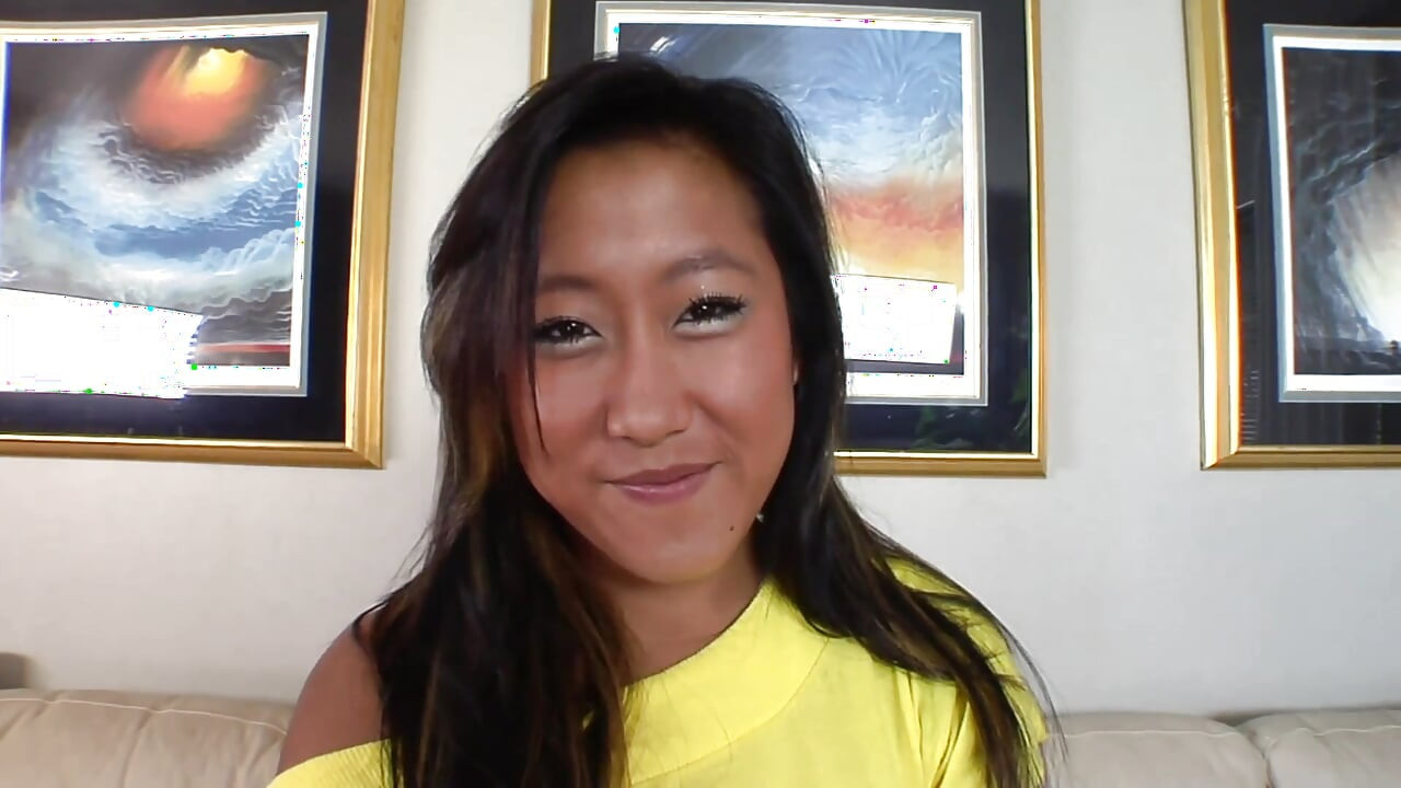 Happy Asian slut suck cock!