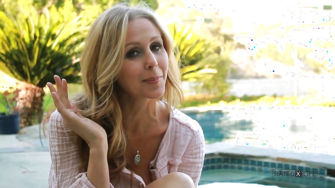 Interview with Julia Ann