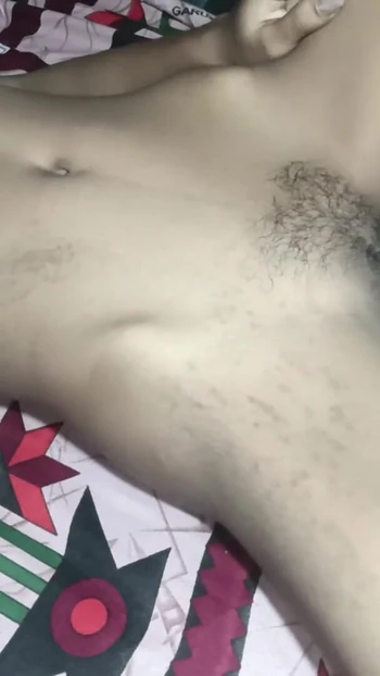 Erőteljes pillanat a "Falusi indiai desi bhabhi nagy mellű punci kemény baszása"
