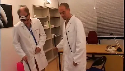 Azgın göt büyük yarak istiyor