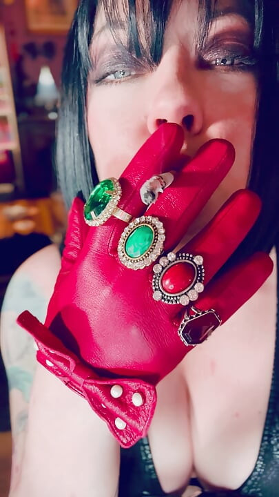 Red Leather Gloves & Rings! Smoking Tart Tina Snua Smokes A Cigarette & Shows Off Her Gloves - Smoker