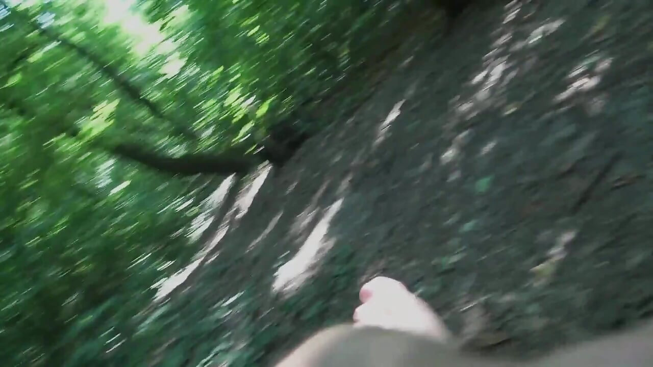 Μαλακία που μυρίζει το πόδι!