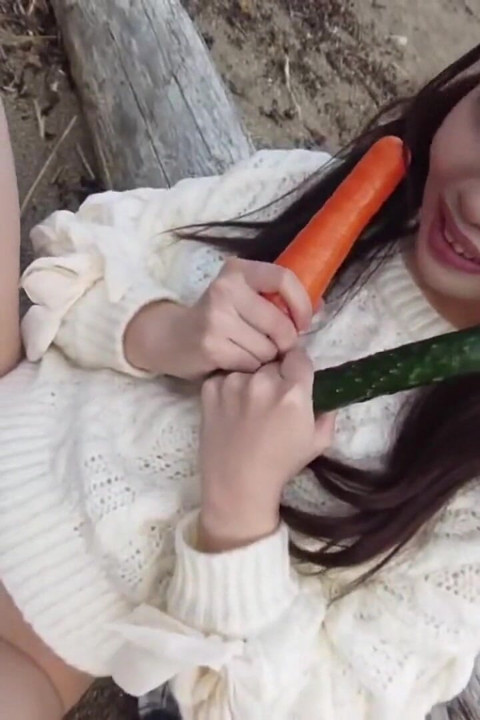 Femeii ascultăoare de tip M îi place să fie condusă în jurul găsirii plăcerii într-o tachinare îndrăzneață de stat-2