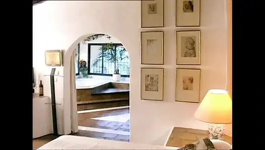 Kıllı amcıklı harika büyük memeli evli kadın büyük yarakla sikiliyor ve ağzına boşalıyor