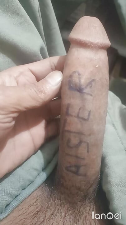 对性感兴趣的女性，特别是巴基斯坦女性，想要在隐私下做爱，可以联系我。