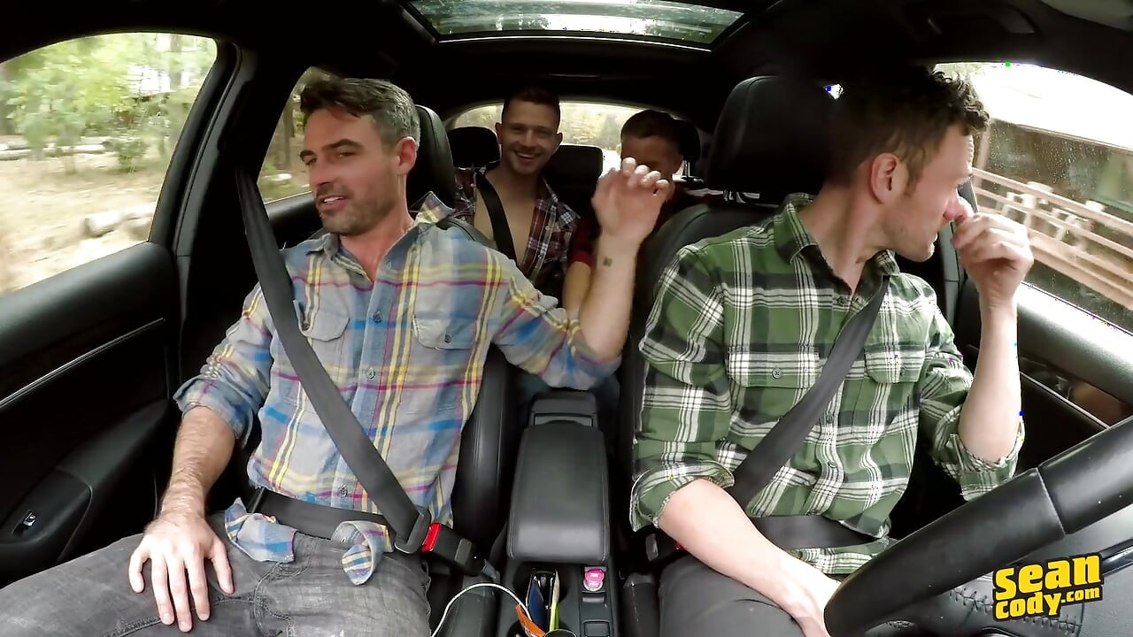 Sean Cody - Big Dick Deacon Starts a Hardcore Car-to-cabin Bareback Session with Daniel & Jackson