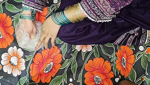Desi Indian STEP-SISTER-Clear Hindi Audio Moaning