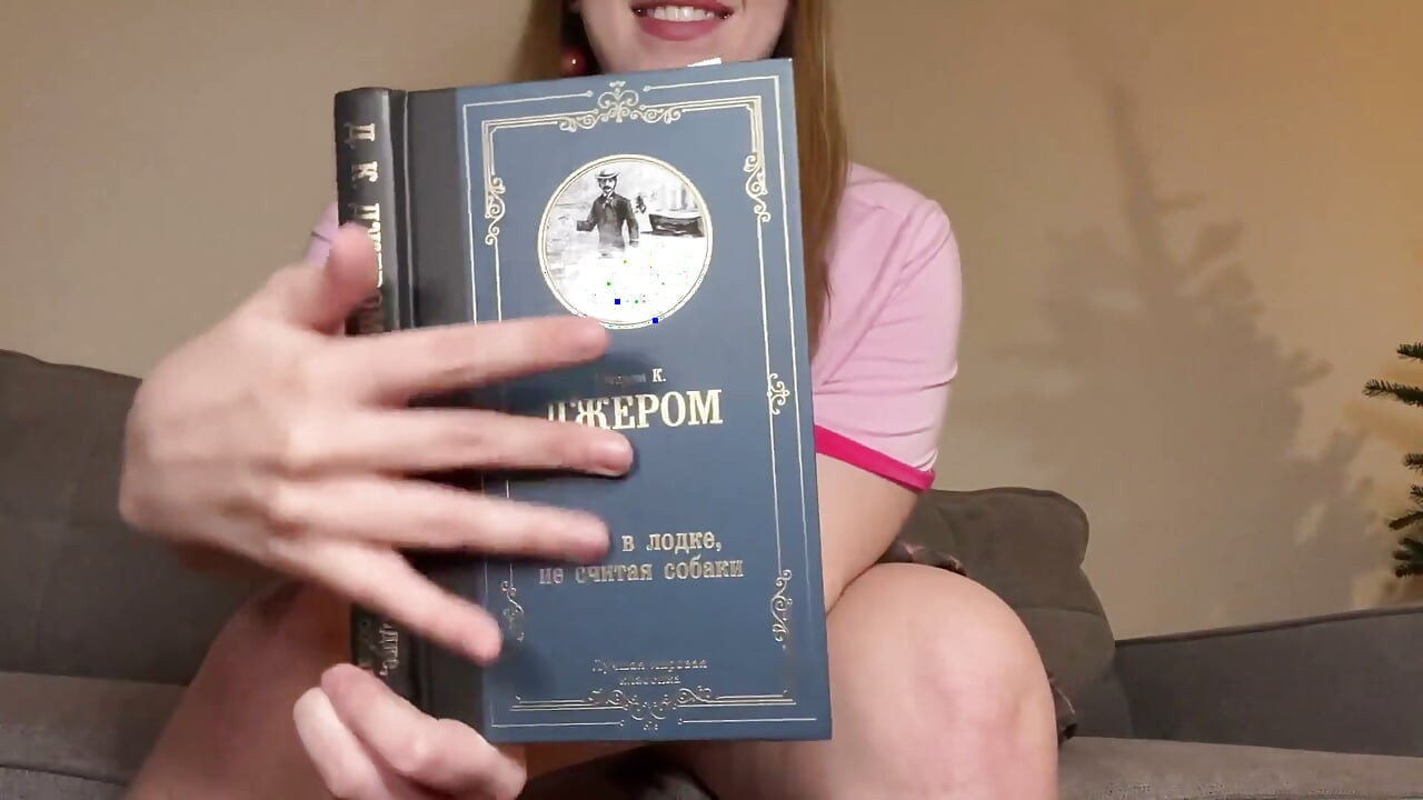Kom klaar tijdens het lezen met een vibrator in mijn slipje