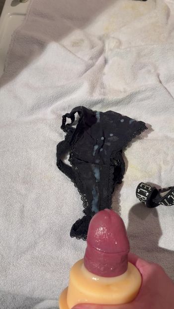 Squirted in black panties again