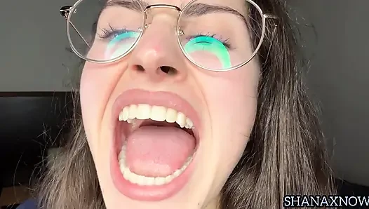 Fetish berbicara sebelum melahapmu fetish mulut uvula