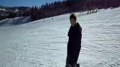 Kepala lift ski (jarang)