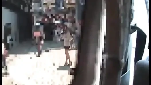 İnlemelere izin yok, Misa Yuki'nin heyecan verici halka açık azdırma düellosu - 1