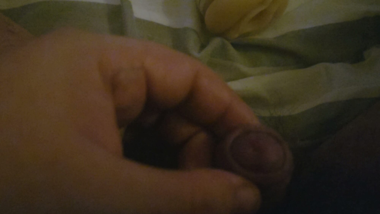 Any cogars or housewifes know how to deal with driping wet cock?