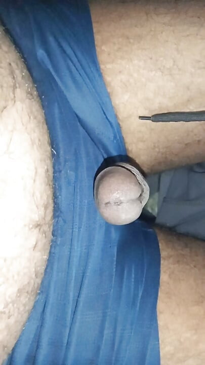 Băiat indian gay care îmi face handjob la penis și suge