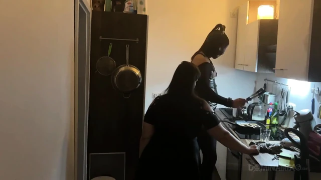 Dominant MILF Stretches Latex Sub's Ass Wide in Kitchen