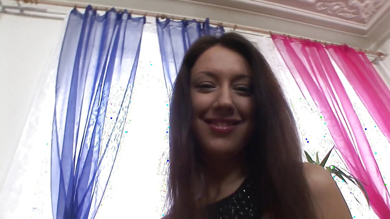 Người đẹp mảnh mai được đụ đôi