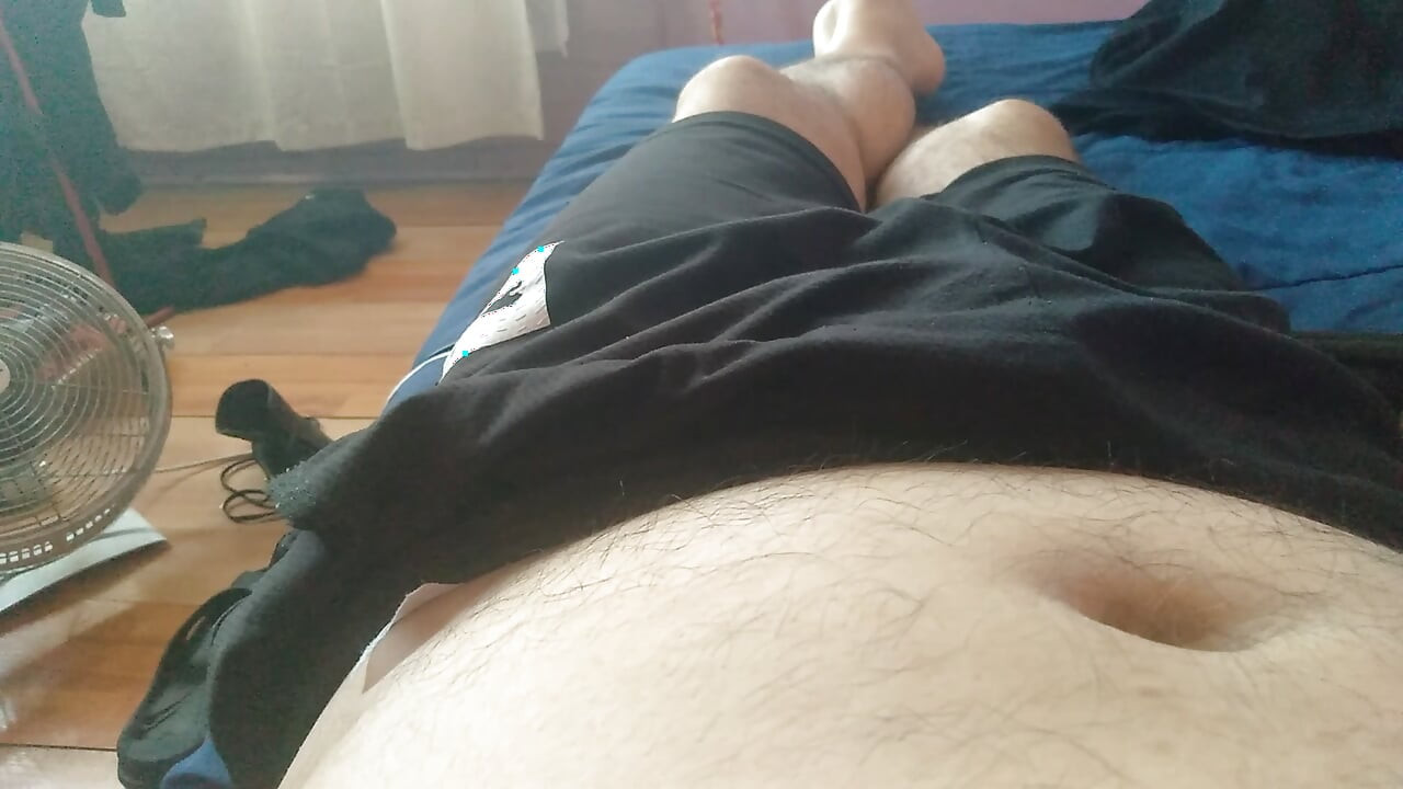 Young man seeks gay man to suck his dick