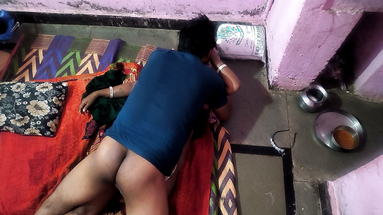 Video sexy viral cu un unchi din Bangladesh și nepoata lui prin alianță