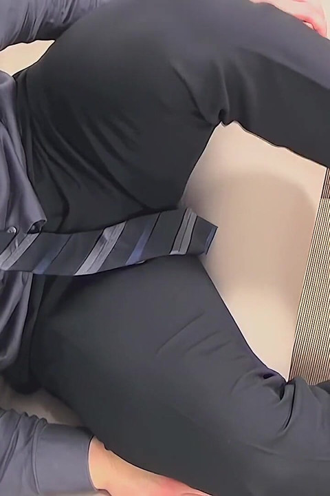 Jeremeye Demands Foot & Sock Worship
