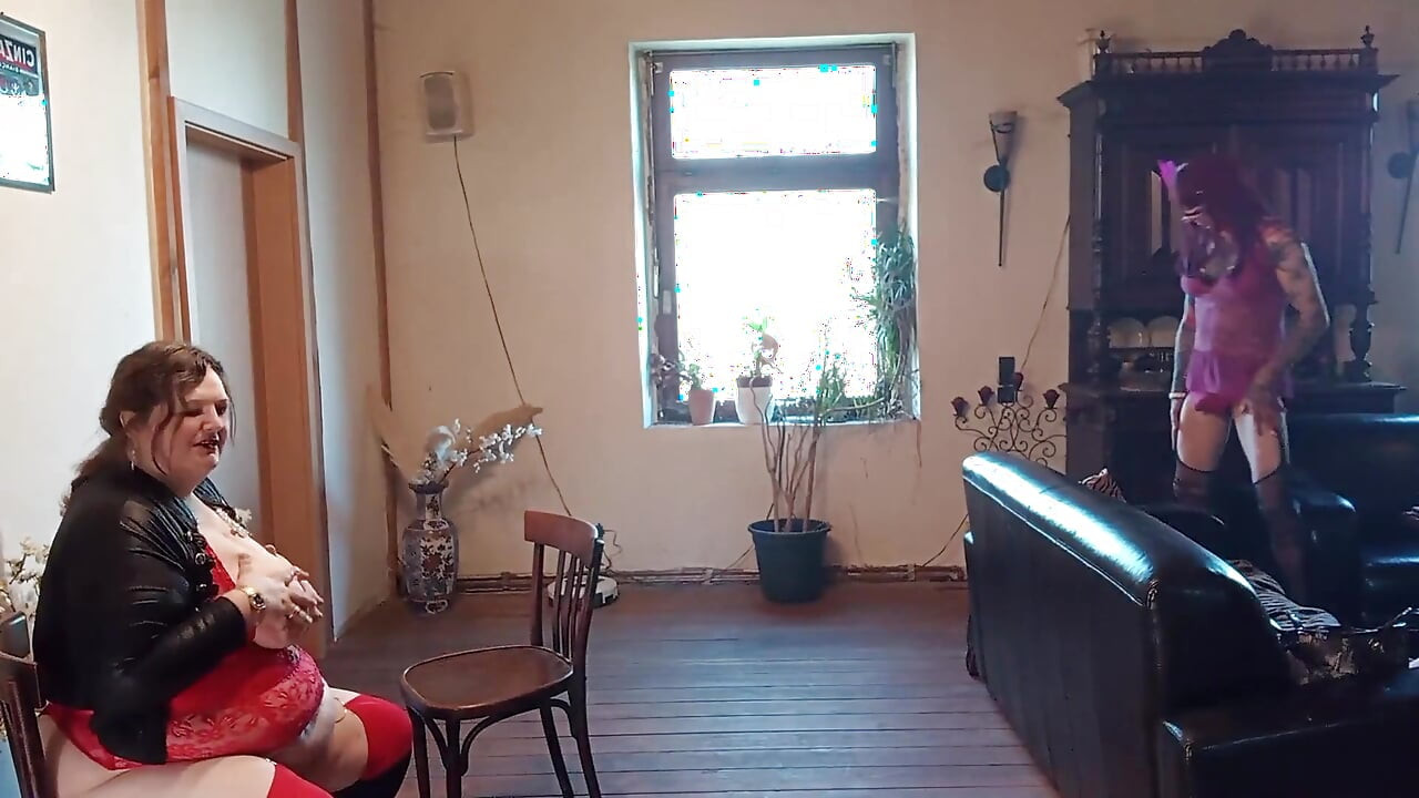 Smoking Slut Jissi Fucks My Pupms