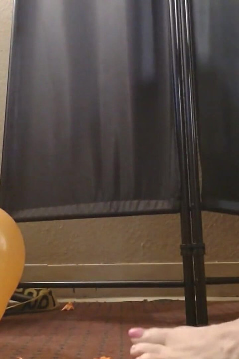 Toenail Popping Bunch of Orange Balloons