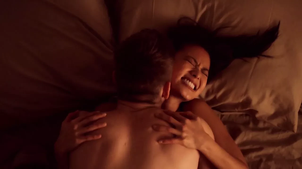 Jamie Chung - ''燃烧的手掌''