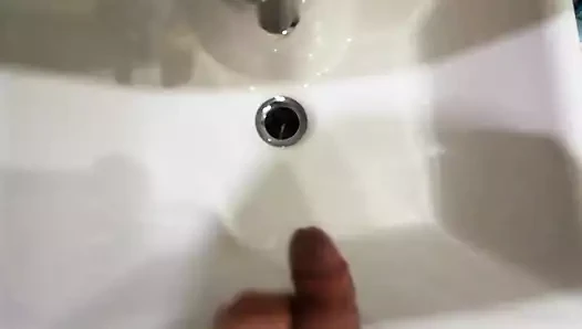 Abspritzen im Bad