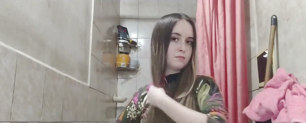 I Love Brushing My Hair