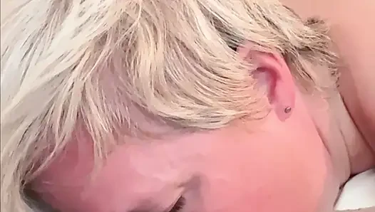 Horny MILF Can’t Resist A Good Fucking