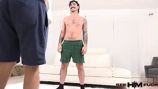 Bts nade edepsiz seks yaparken Alice Thunder'ın götünü açıyor!