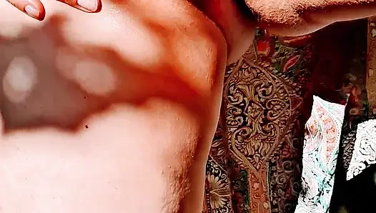 Horny mature gaping in her garden .