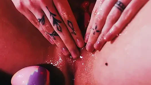 Yumurta yumurtlama ve fışkırtma orgazmı, aşırı ıslaklık, gerçek kadın orgazmı, hd solo