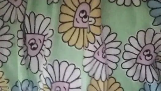 Anne whitw edge lagi asik muasin memekku pakai mainan seks favoritnya di kolombo