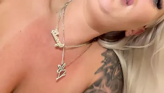 Die vollbusige elana bekommt gesichtsbesamung von asiatischem james bang mit großem schwanz