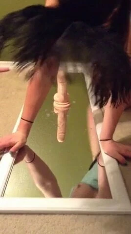 Dildo squirt