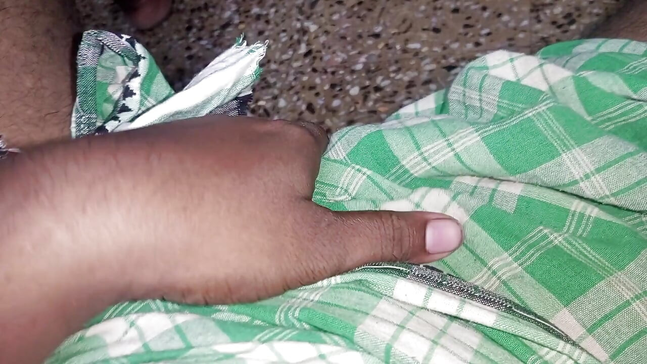 Kanpur Wife Pussy Outdoor Fucking with Fingering